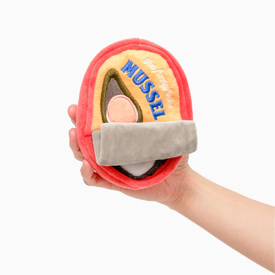 the furryfolks Tinned Mussel Nosework Toy